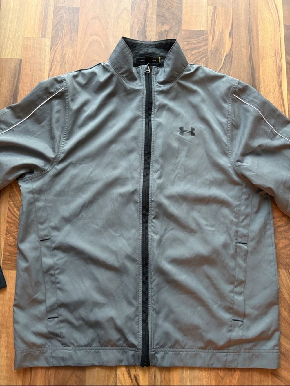 Under Armour Men’s L Gray Full-Zip Windbreaker Jacket